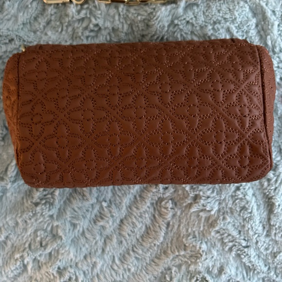 Tory Burch Quilted Mini Crossbody - NWOT! - Picture 4 of 10
